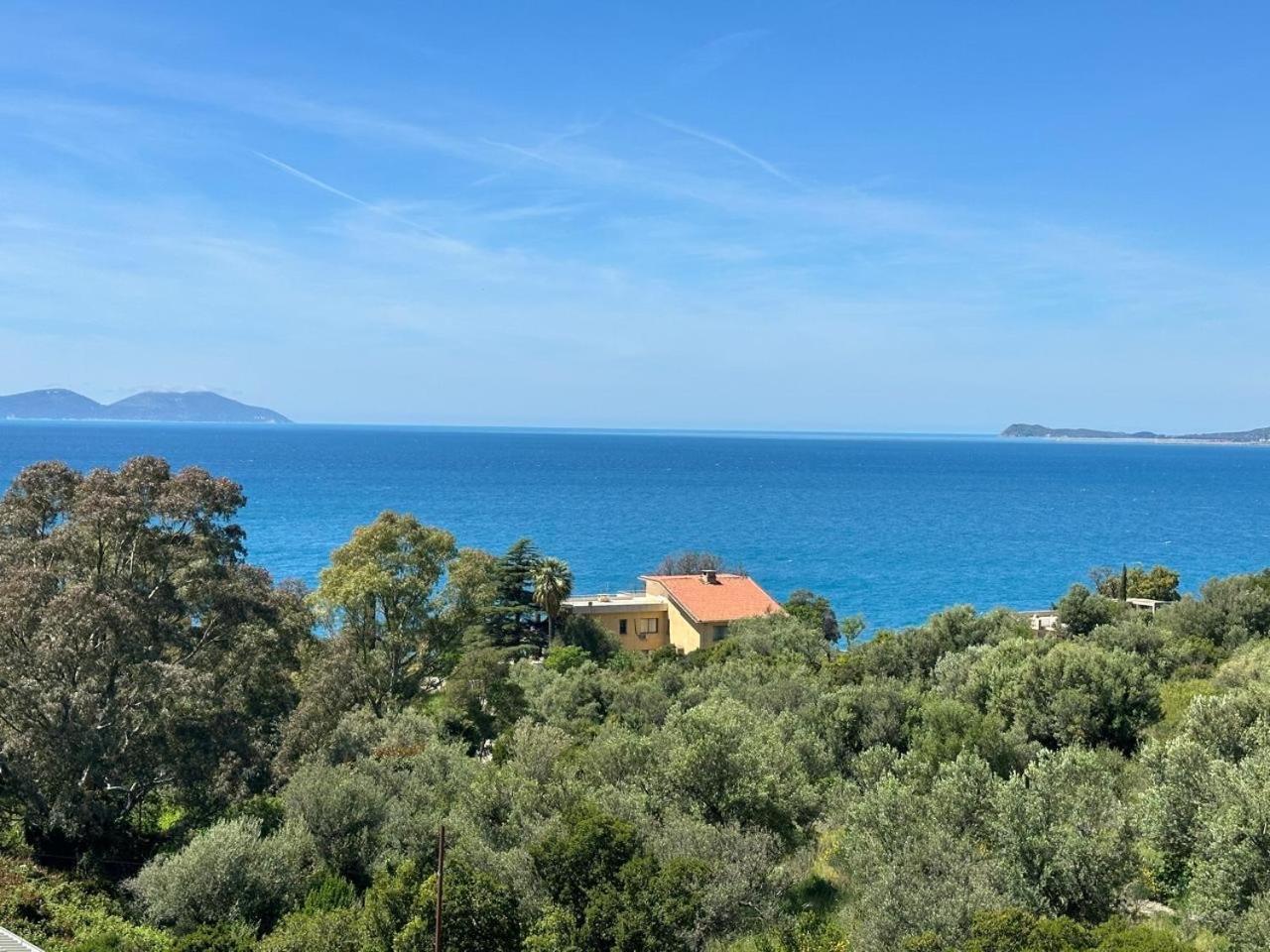 Eid Mar Hostel Vlore Bagian luar foto